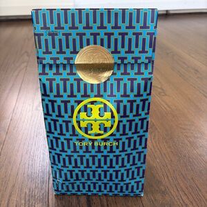 Tory Burch NEW in bag Cross black body phone bag